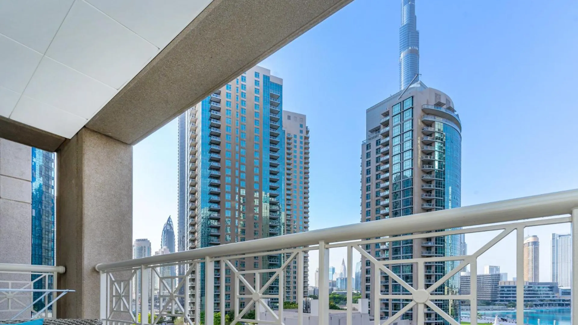 Fantastic Dubai Fountain View I Next To Dubai Mall Apartment